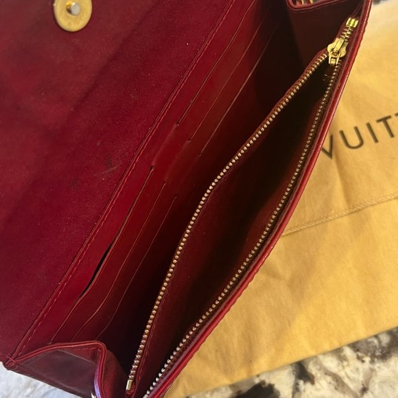 Louis Vuitton Clutch - Picture 5 of 6